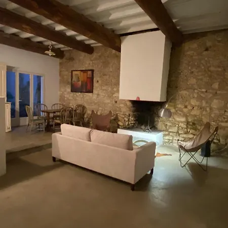 Ancienne Cave Viticole Rehabilitée En Habitation Сasa de vacaciones